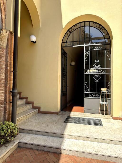 Casa Petrucci 2 Centro Storico Apartman Forlì Kültér fotó